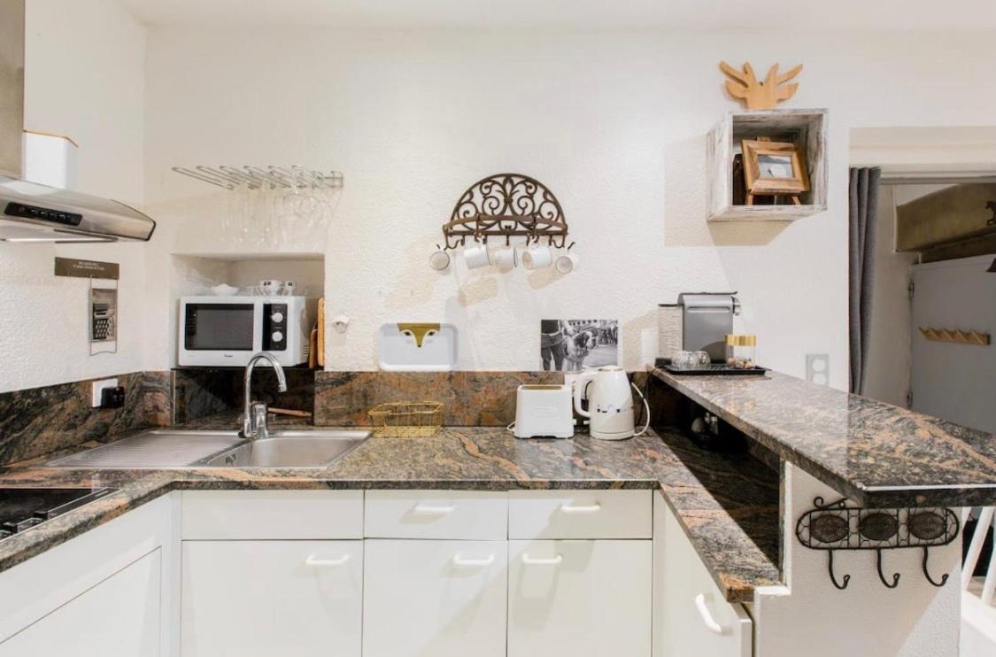 Un Cottage Alpin Chaleureux Dans Le Coeur D Annecy Avec 2 Velos المظهر الخارجي الصورة